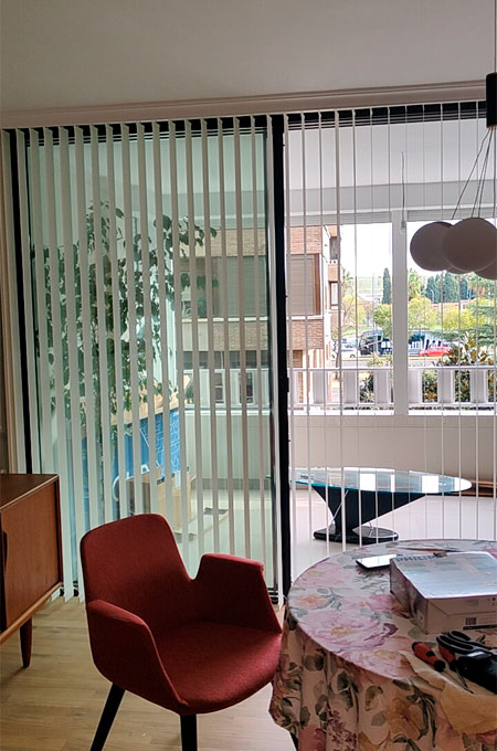 confecciones-a-medida-en-badajoz-cortinas-verticales9